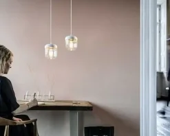 - Lampe - Acorn - Hvid/børstet messing*Umage