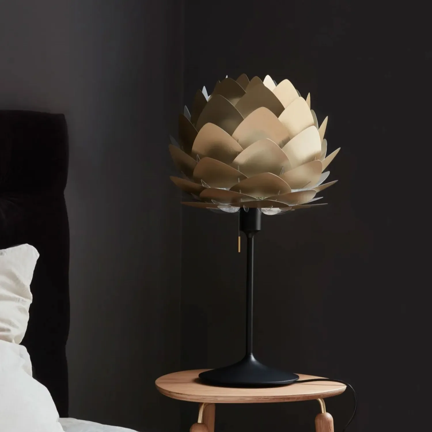 - Lampeskærm - Aluvia Pendel - Børstet messing - Mini Ø40 cm*Umage Outlet