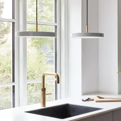 - Loftlampe pendel - Asteria - Messingtop - Hvid/Nuance mist - Mini Ø31 cm^Umage New