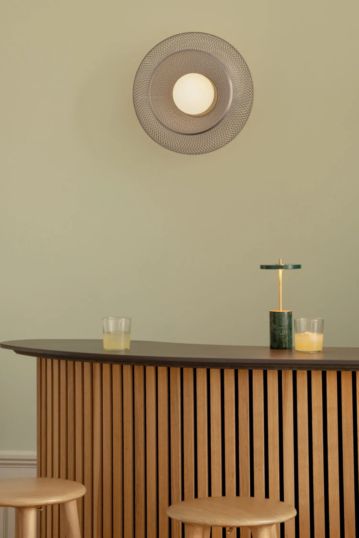 - Loft/Væg Lampe - Faraday - Medium Stål*Umage Clearance