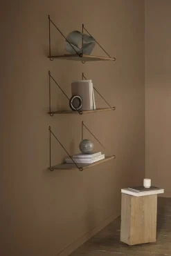 - Hylde - Loop Shelf - eg/sort*We Do Wood Best