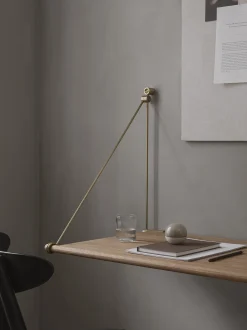 - Vægskrivebord - eg/messing*We Do Wood Hot